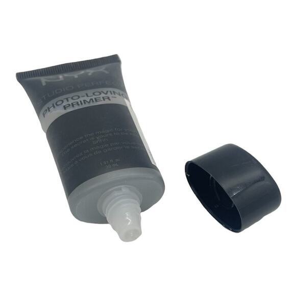 NYX Professional Makeup Photo Loving Primer | Clear - Picture 3 of 4